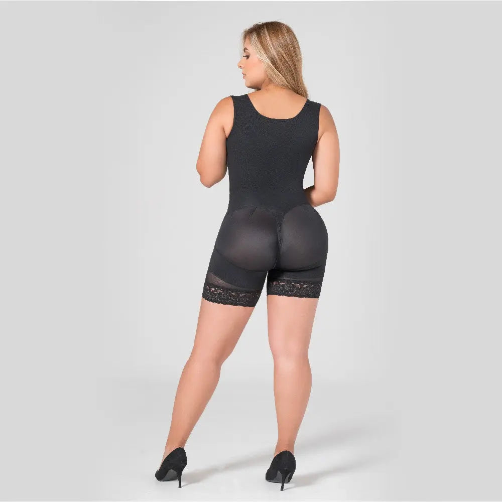 Full back coverage body shaper. Fajitexinternacional